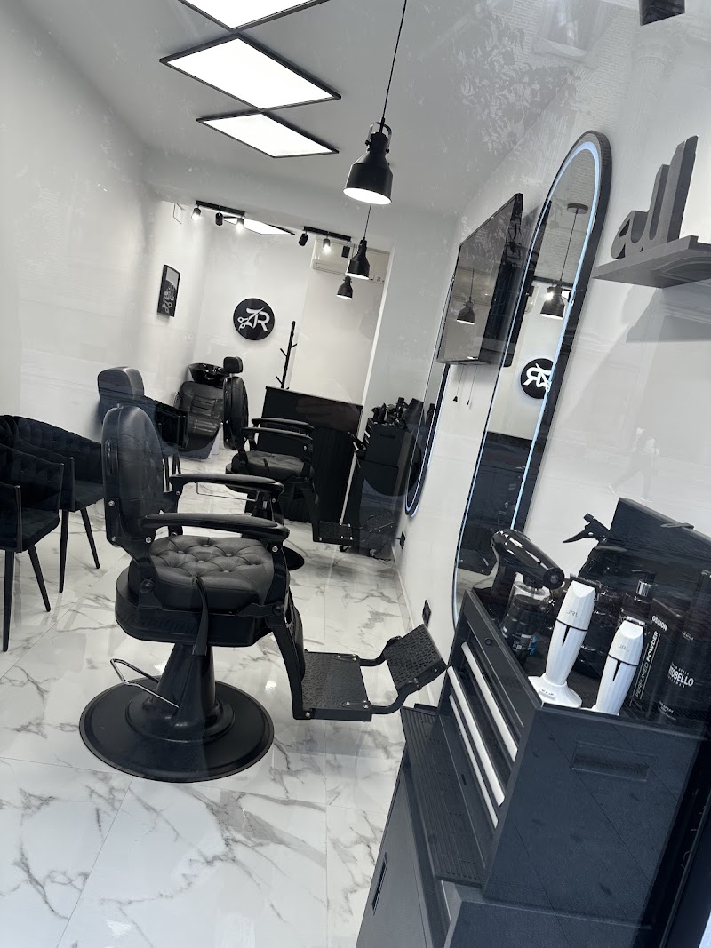 Peluquería & barbería Zr - Coiffure Alcalá De Henares - OneBooking