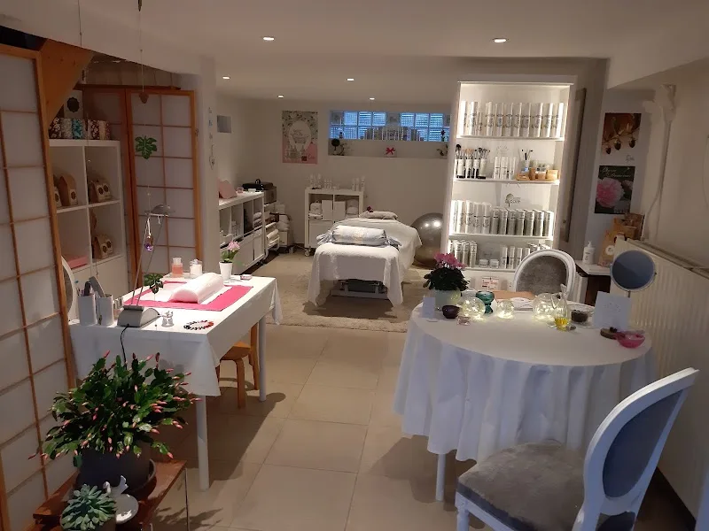 Fleur de Jojoba - Institut de beauté Mons - OneBooking