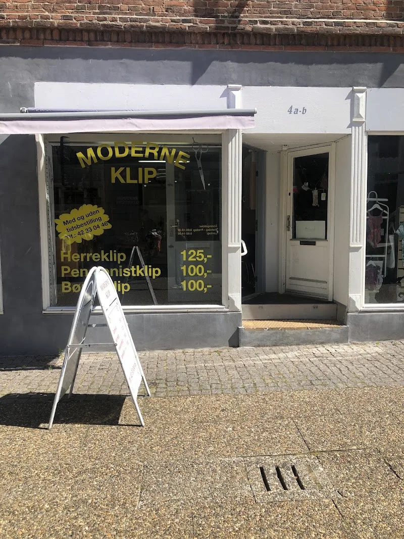 Moderne Klip - Coiffure Grenaa - Photo de couverture - OneBooking