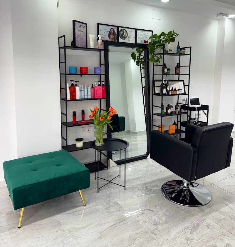 Peluquería Belleza Capilar - Coiffure Alicante - OneBooking