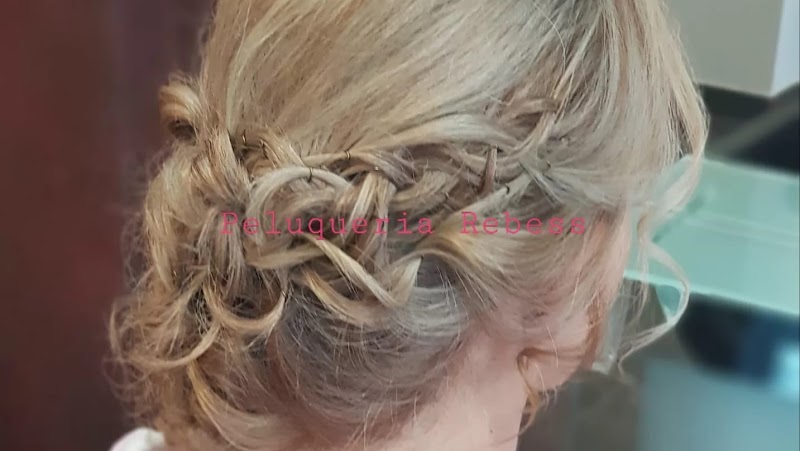 Salon de Belleza Rebess - Coiffure Cartagena - OneBooking