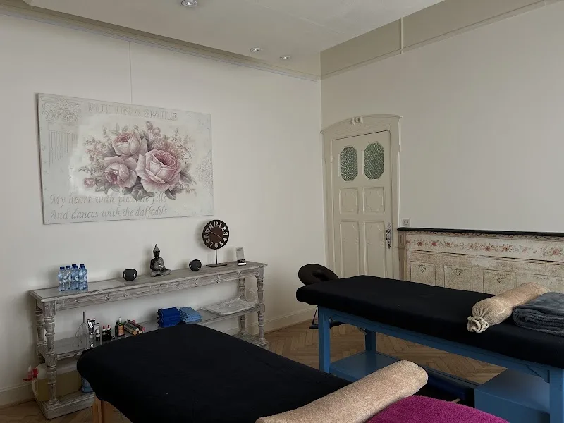 Lifecoach – Carmen Braekevelt - Massage Roeselare - OneBooking