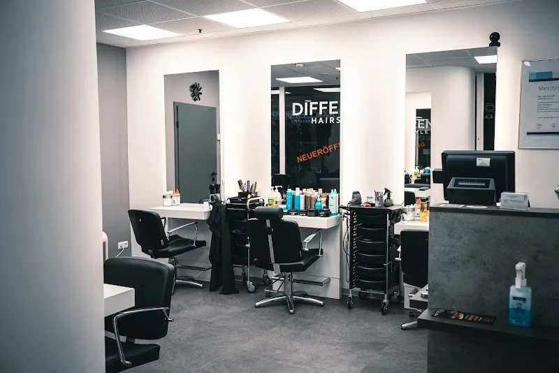 Different Hairstyle - Coiffure Frankfurt Am Main - OneBooking