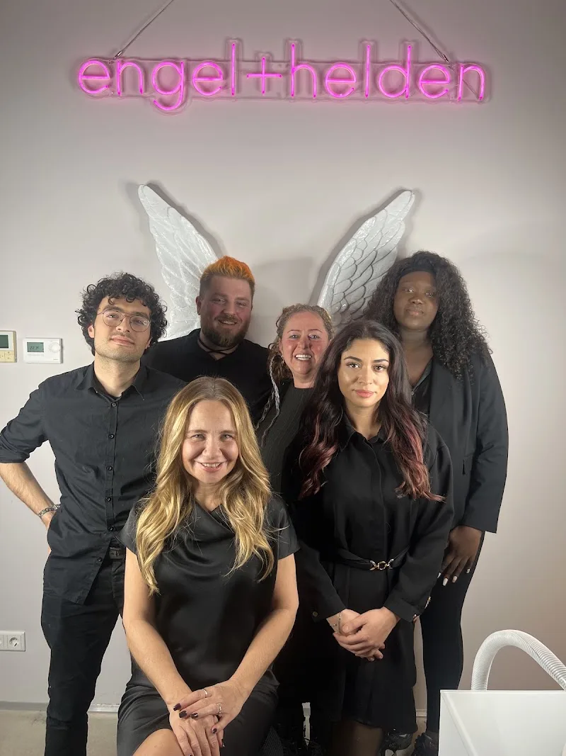 engel + helden - dein Friseur in Düsseldorf