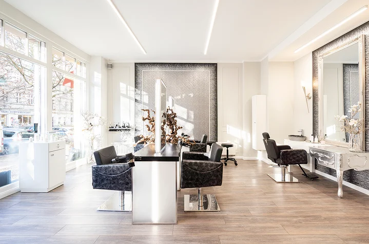 Antonio Scavone Friseure Berlin Prenzlauerberg experten für Haarverlängerungen Blondspezialist - Coiffure Berlin - OneBooking