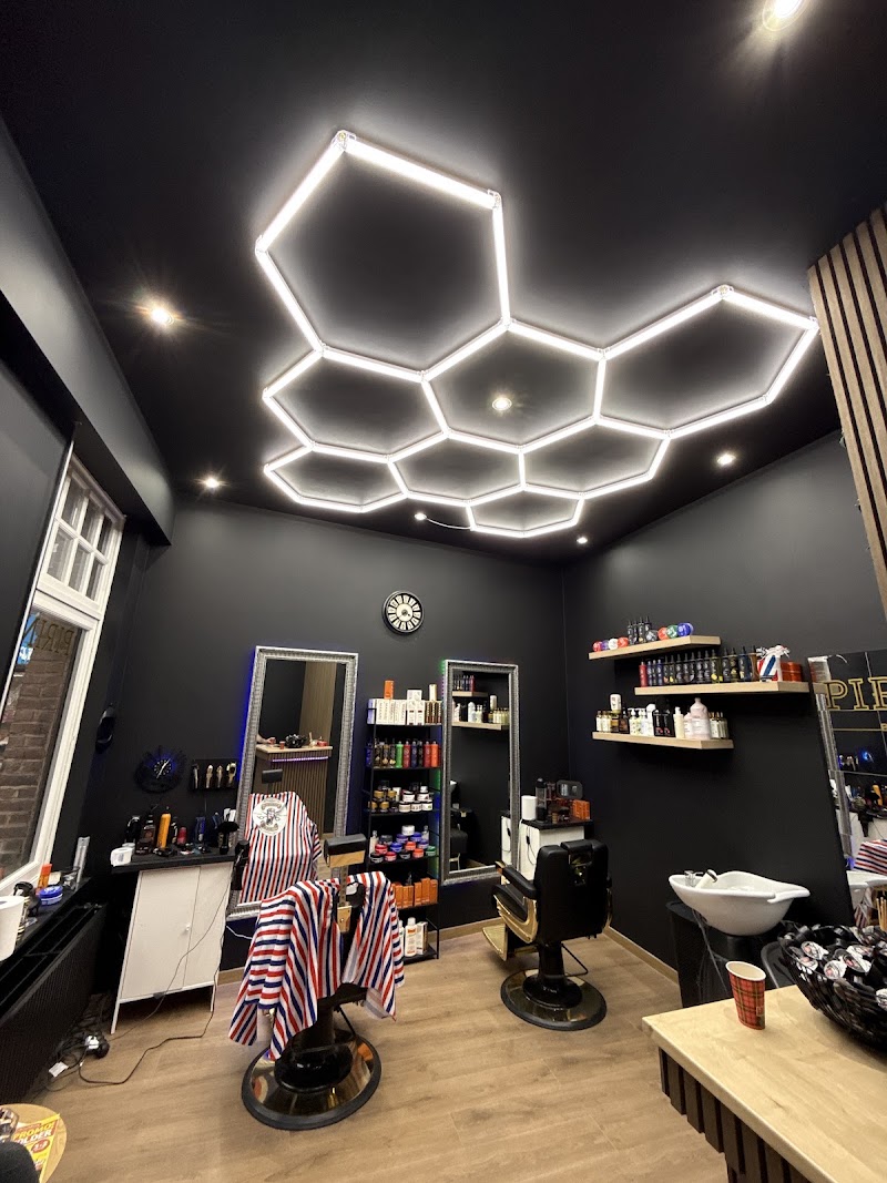 Pirin Barber Shop - Institut de beauté Halle - Photo de couverture - OneBooking