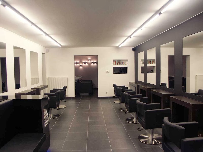 Kapsalon De Hoofdzaak ✂ - Coiffure Bruges - OneBooking