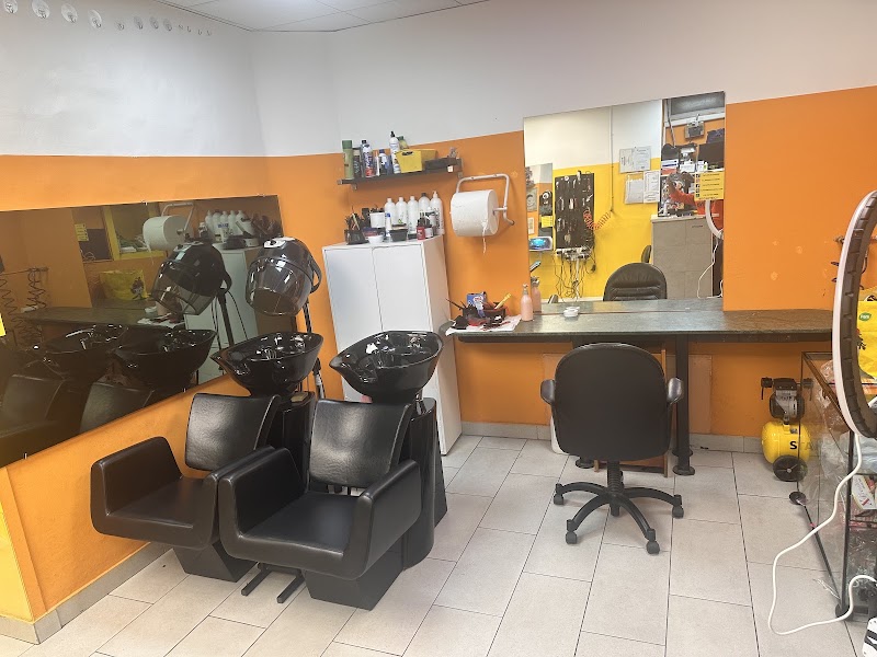 TJ Parrucchiere - Coiffure Genoa - OneBooking