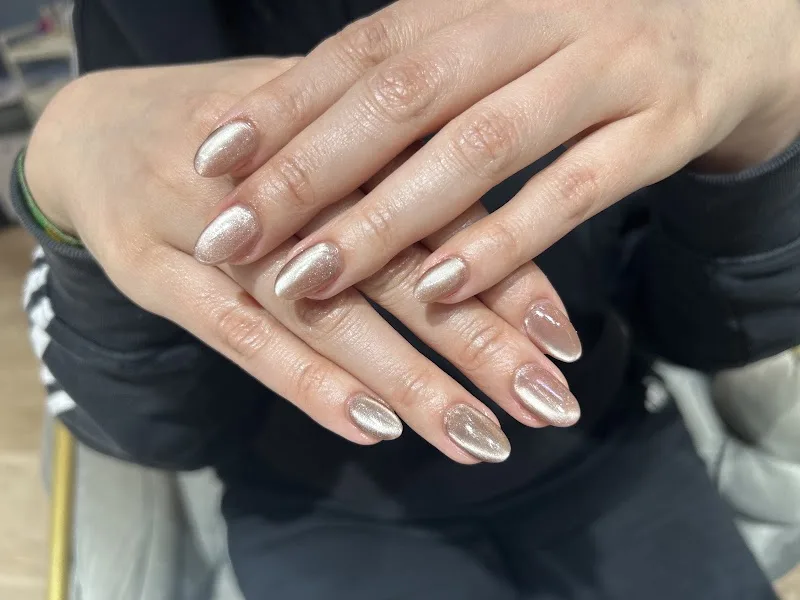 liuinna nails - Castelló de la Plana - Institut de beauté Castellón De La Plana - OneBooking