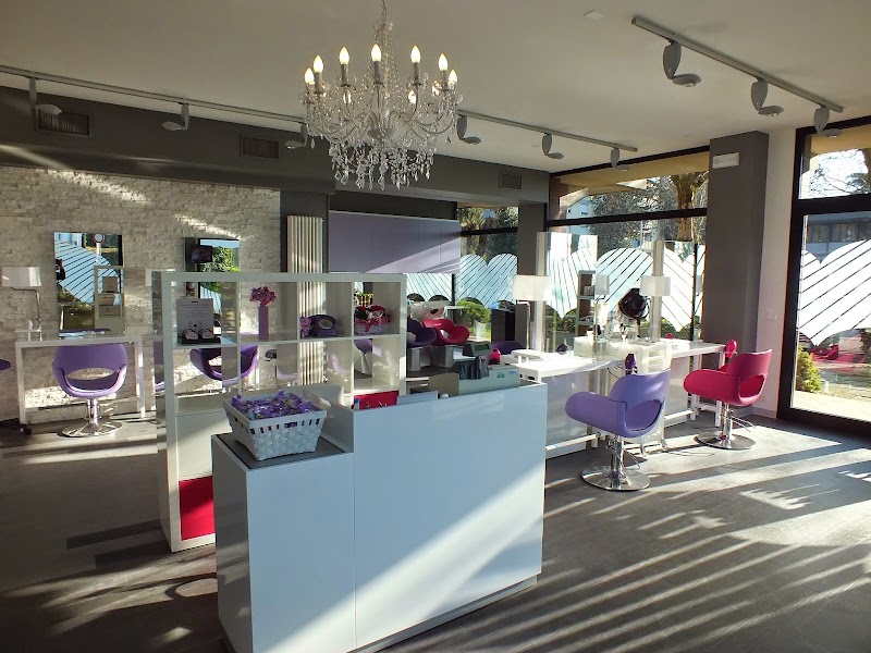 D & D di Doccioli Donatella - Coiffure Forlì - OneBooking