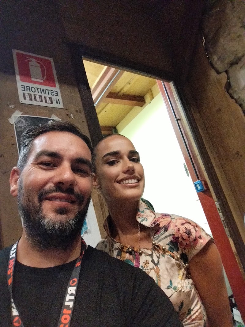 ART & STYLE PARRUCCHIERI - Coiffure Giugliano In Campania - OneBooking