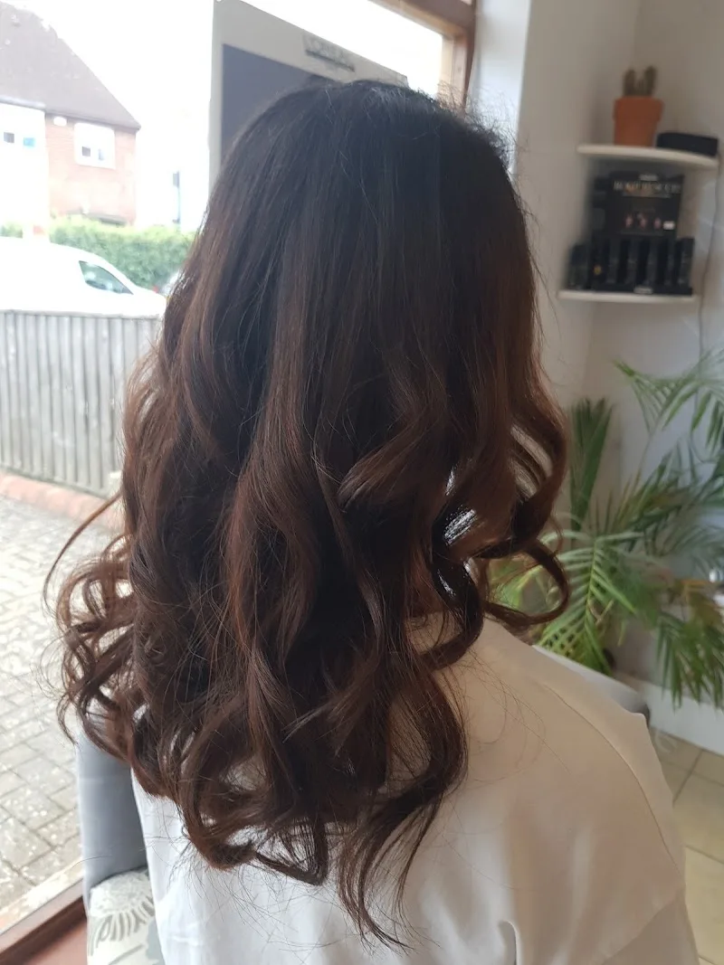 Kenny's Hair Boutique - Coiffure Oxford - OneBooking