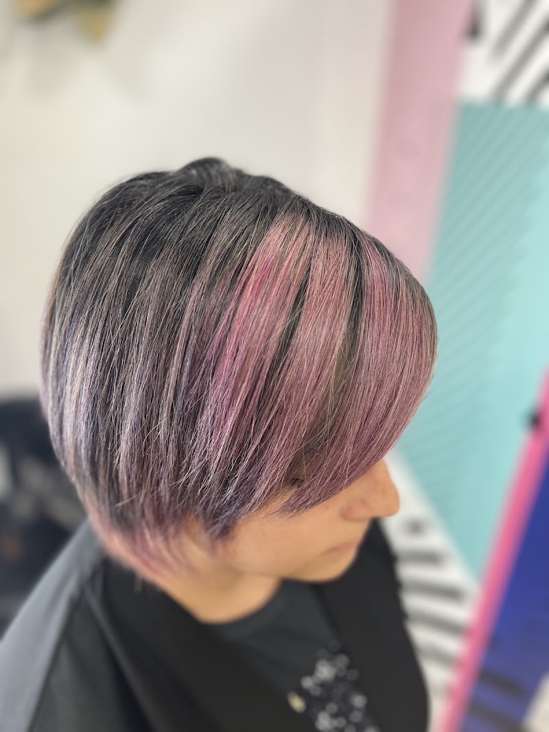 Estilistas Lasacha - Coiffure Badalona - OneBooking