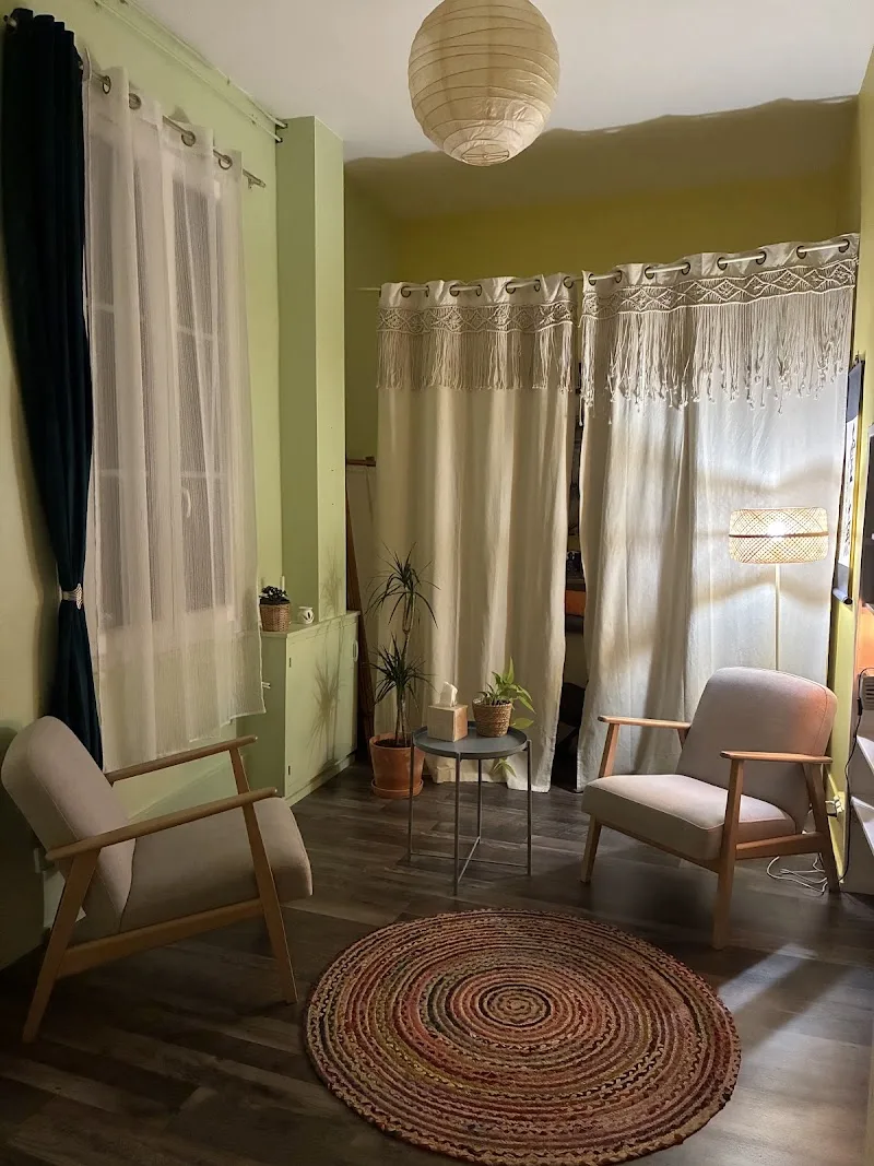 Magali Bergeret Thérapeute & maître Reiki Usui