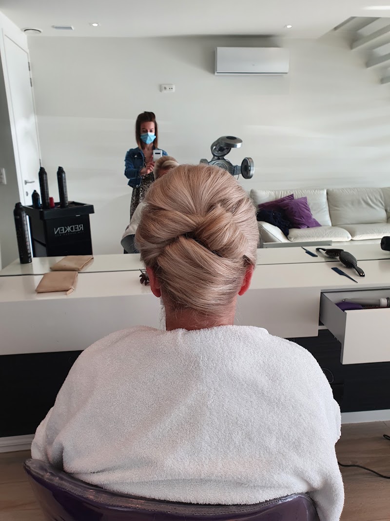 Désiree - Coiffure Aalst - OneBooking