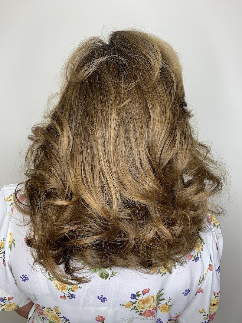 K&G HAIRSTUDIO - Coiffure Genoa - OneBooking