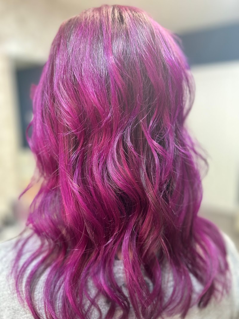 Beauty Salon by Nielfa - Coiffure Valladolid - OneBooking
