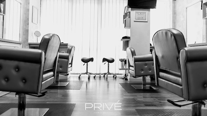Privè Hair & Beauty