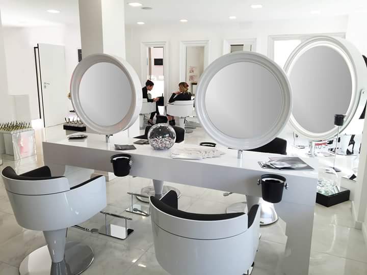 Monica Capponi Salon - Coiffure Latina - OneBooking