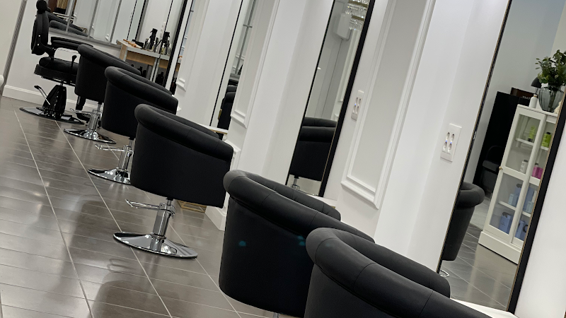 Chic Bilbao Moyua Peluquería - Coiffure Bilbao - OneBooking