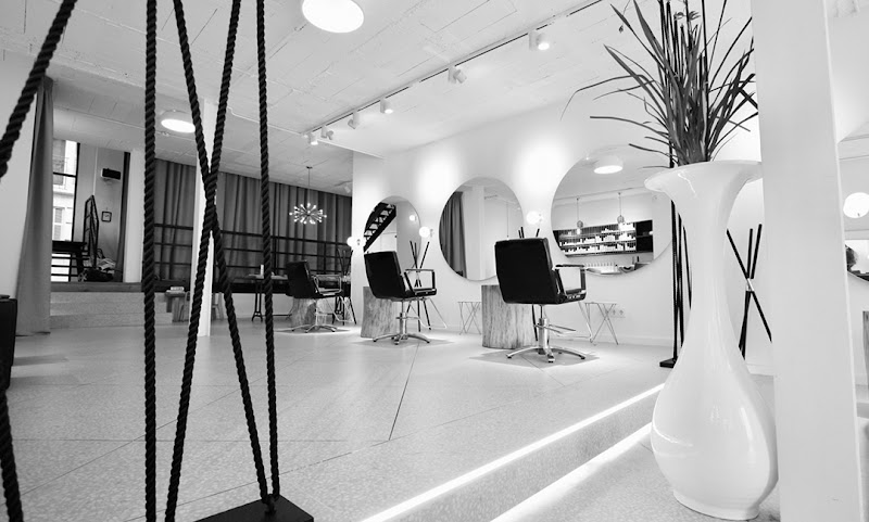 Silke von Rolbiezki Salon - Coiffure Palma De Mallorca - OneBooking