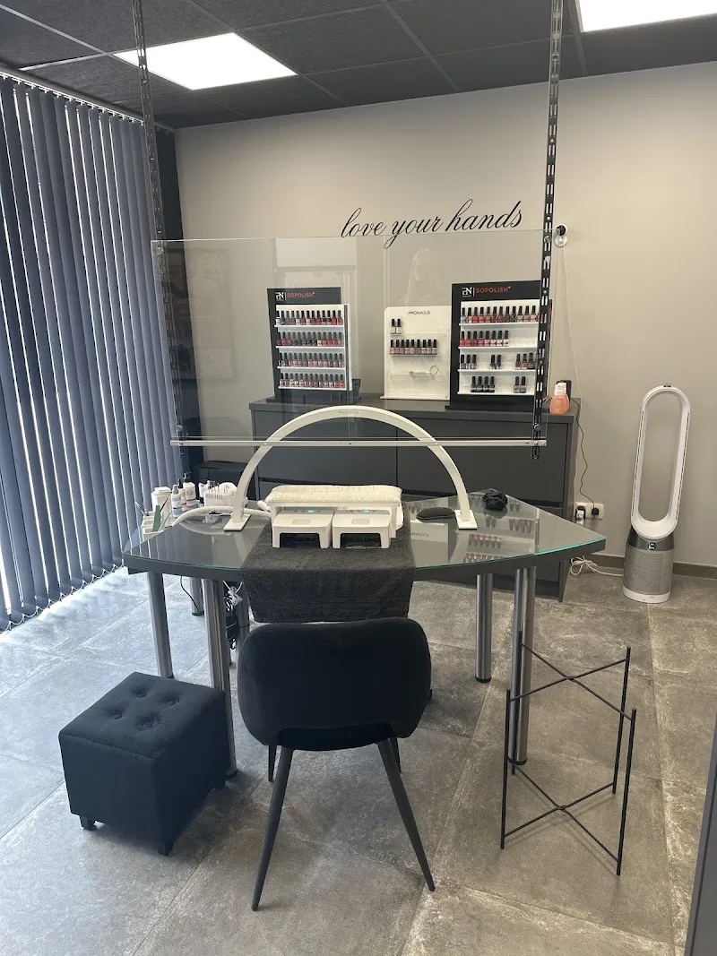 Nail & Beauty Tania - Institut de beauté Genk - OneBooking