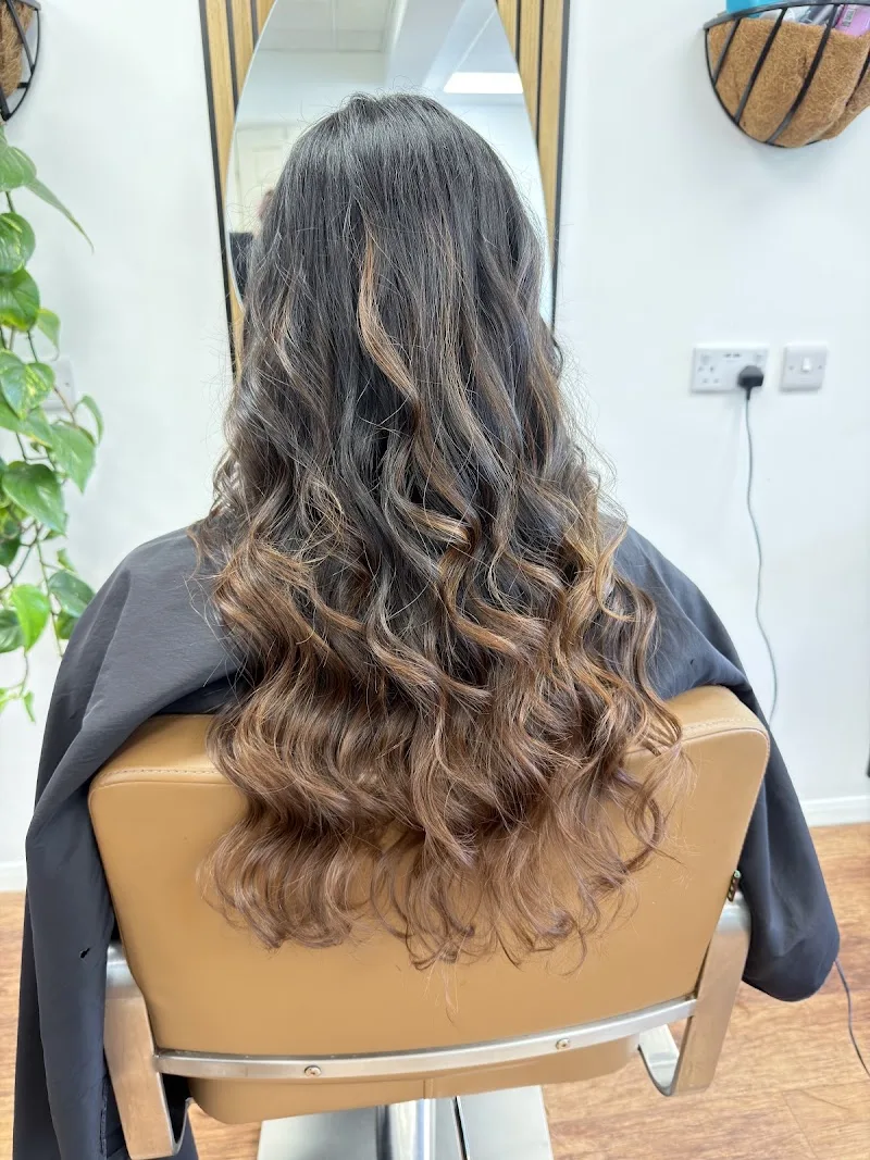Demop Hair Salon - Coiffure Oxford - OneBooking