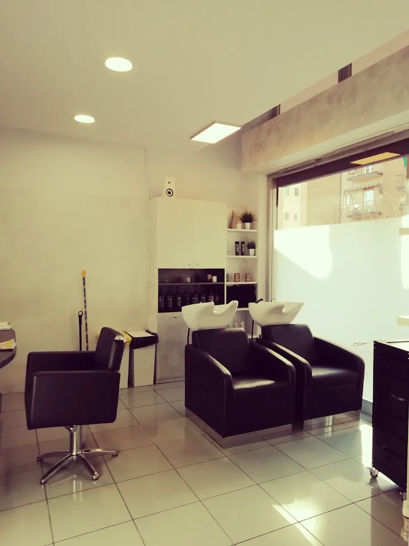Love Hair di Trivella Manjula - Coiffure Brescia - OneBooking