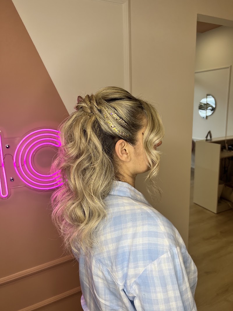 Irene Consale parrucchieri - Coiffure Foggia - OneBooking
