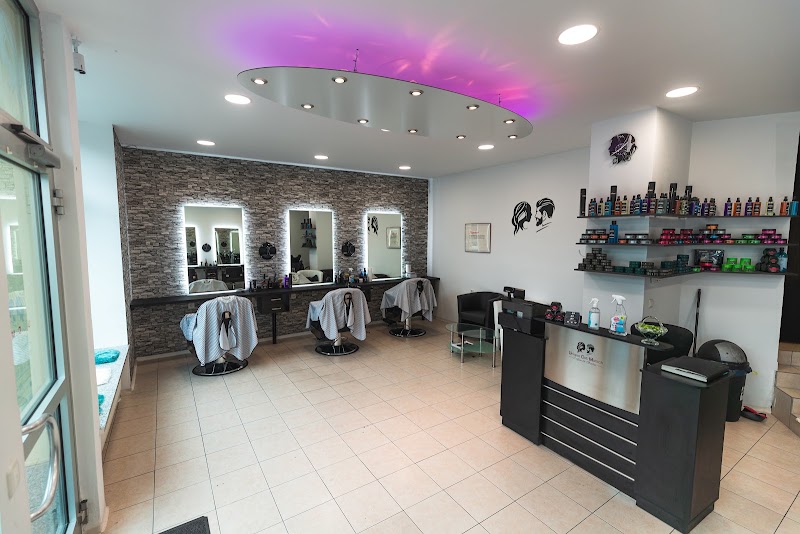 Unique Cut Munich Friseur - Coiffure Munich - OneBooking
