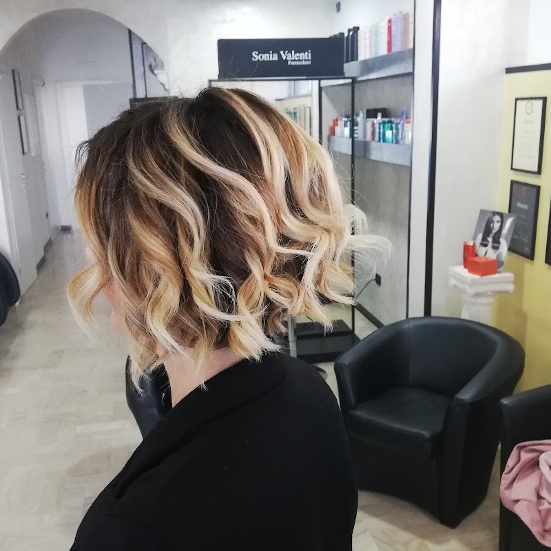 Sonia Valenti PARRUCCHIERI LATINA - Coiffure Latina - OneBooking