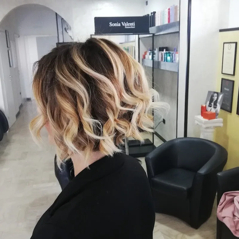 Sonia Valenti PARRUCCHIERI LATINA - Coiffure Latina - OneBooking