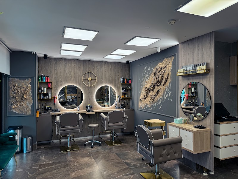 The Crib Hair Studio