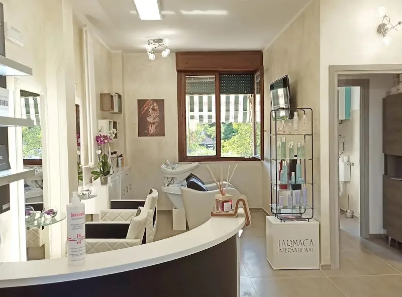 Kromatik Valerio Varolo Hair Studio - Coiffure Ferrara - OneBooking