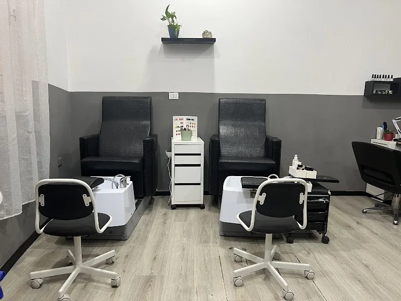 Salon parrucchieri Hair & Nail - Coiffure Bologna - OneBooking