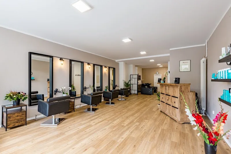 NBI Friseursalon - Coiffure Cologne - OneBooking