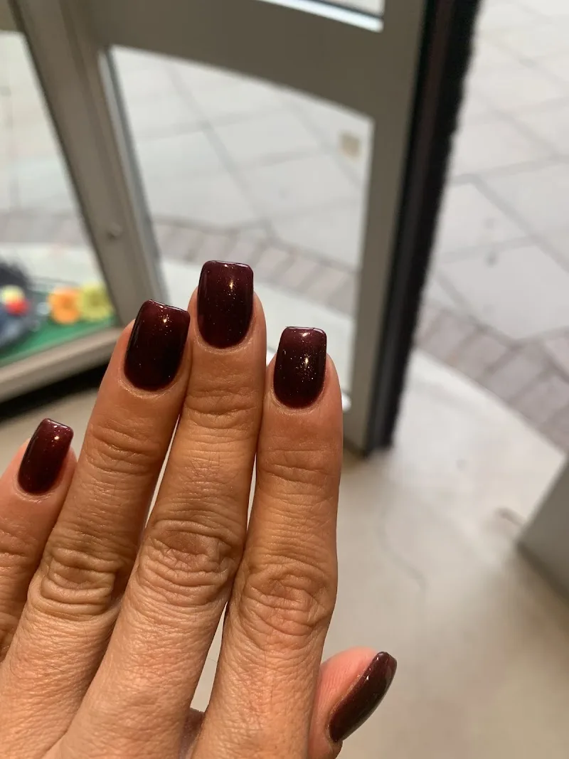 Glamour Nails & Beauty - Coiffure Stockholm - OneBooking