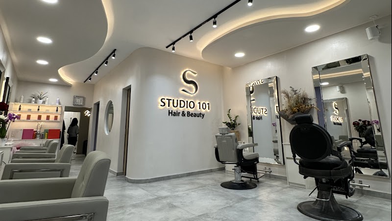 Studio 101 Hair & Beauty - Coiffure Berlin - OneBooking
