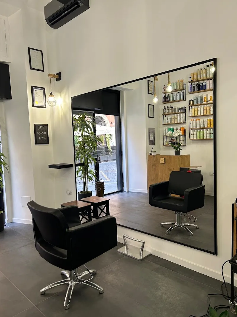 About Hair Roma - Coiffure Rome - OneBooking
