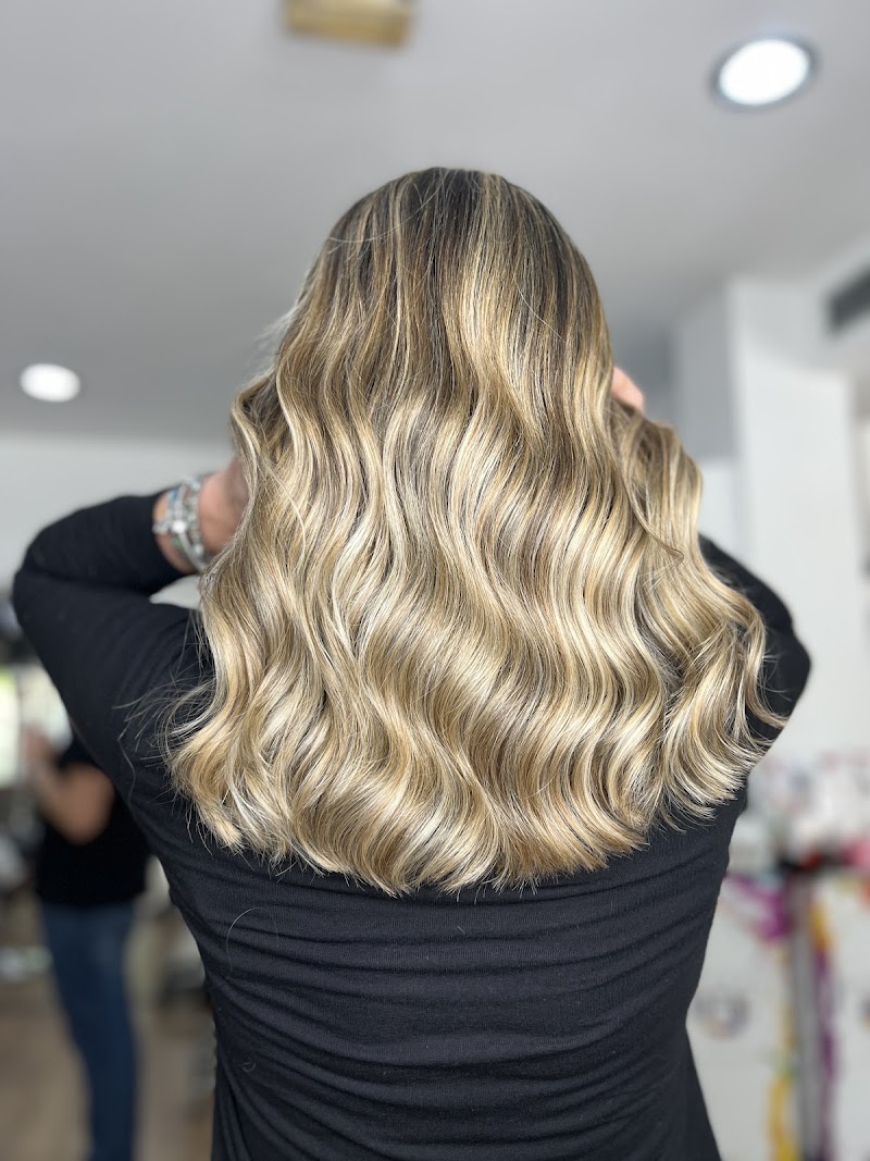 Dagrì Parrucchieri - Coiffure Bologna - OneBooking