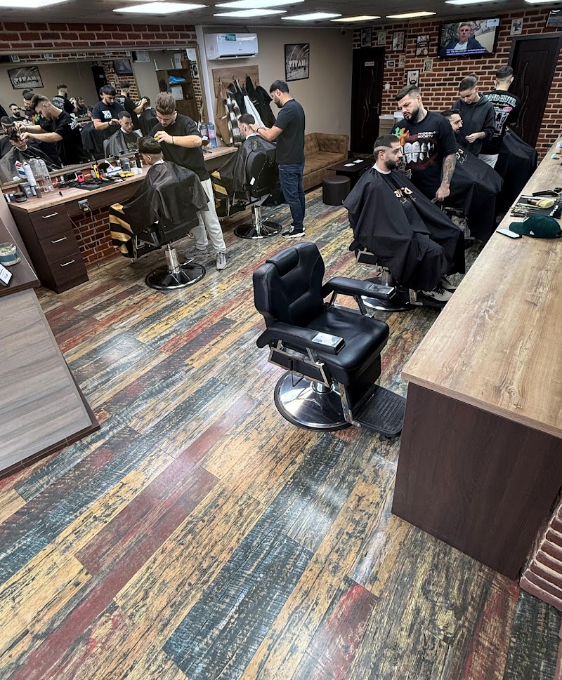 Retro Barbershop - Titan