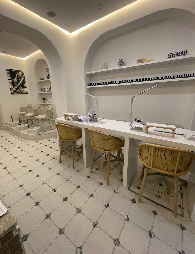 Kelfos Beauty Bar