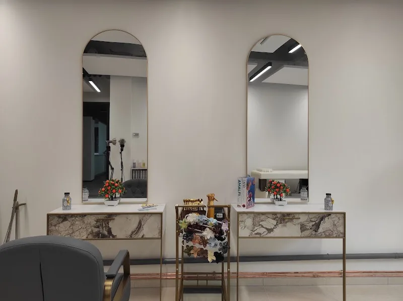 Boucles D’Art - Coiffure La Louvière - Photo de couverture - OneBooking