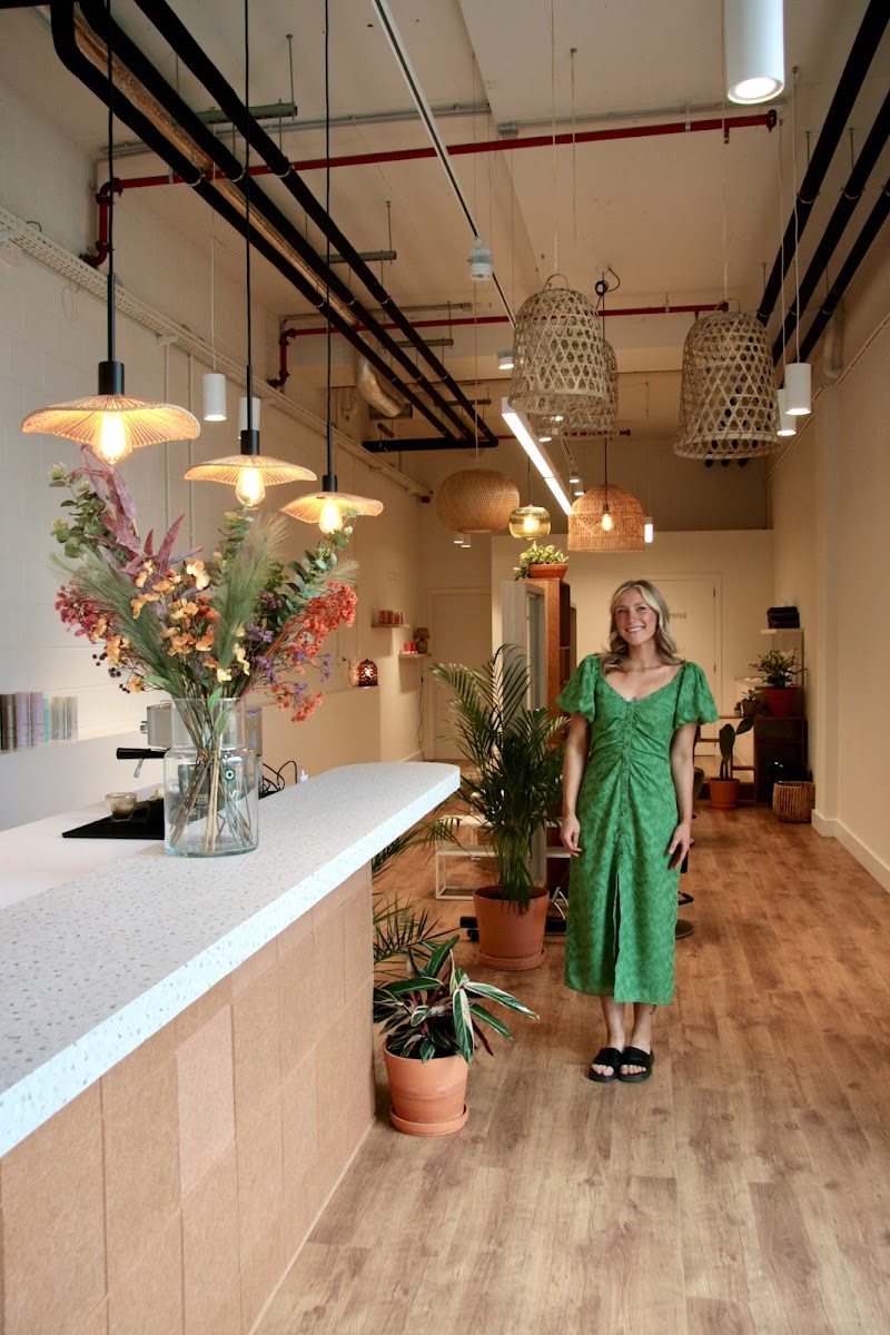 Lena Anna ✂ - Coiffure Genk - OneBooking
