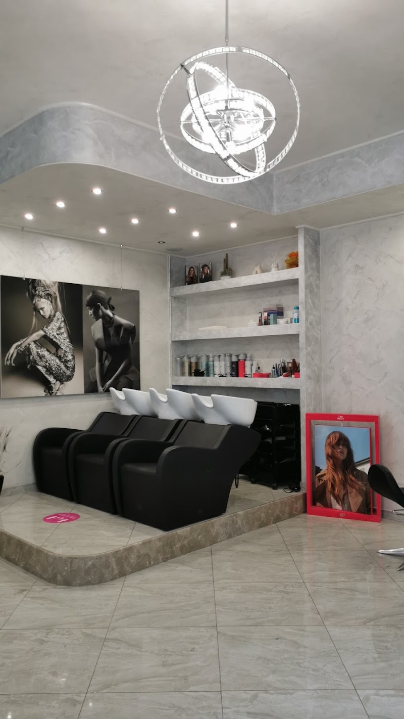 Hair Glamour parrucchieri - Coiffure Foggia - OneBooking