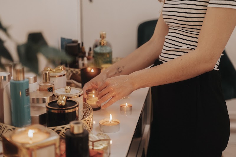 Laurène Michel, la Luciole de Lau ✨ Médecine chinoise/soins énergétiques/ massages /ayurveda