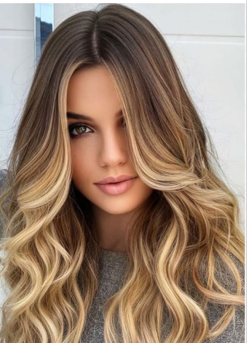 Peluquería Hombre Mujer Niño Edgar Avendaño - Coiffure Barcelona - OneBooking