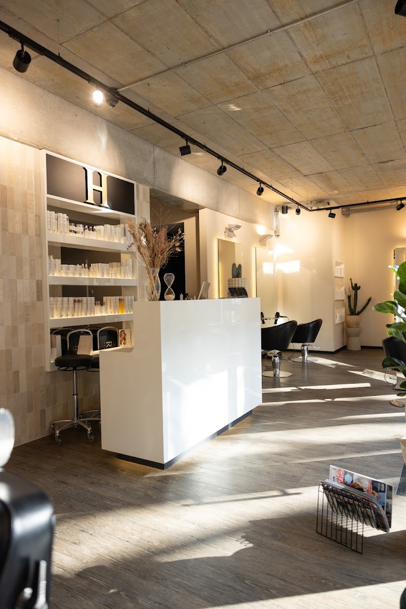 Salon H - Coiffure Hamburg - OneBooking