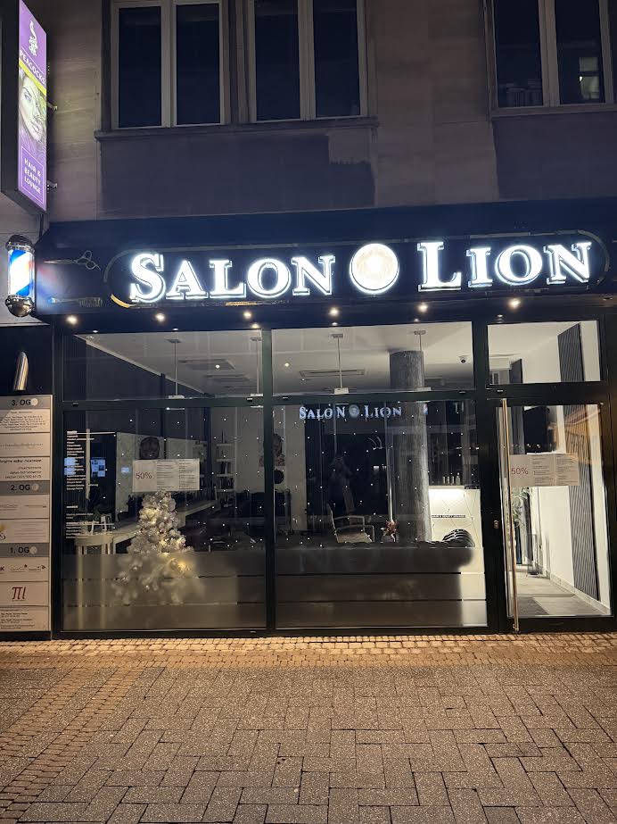Salon Lion Friseur Köln Neumarkt - Coiffure Cologne - OneBooking
