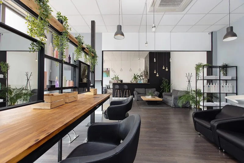 VÄN Salon